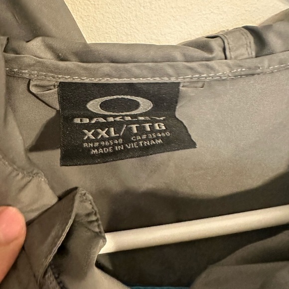 Oakley XXL Windbreaker Blue/Grey - Picture 2 of 2